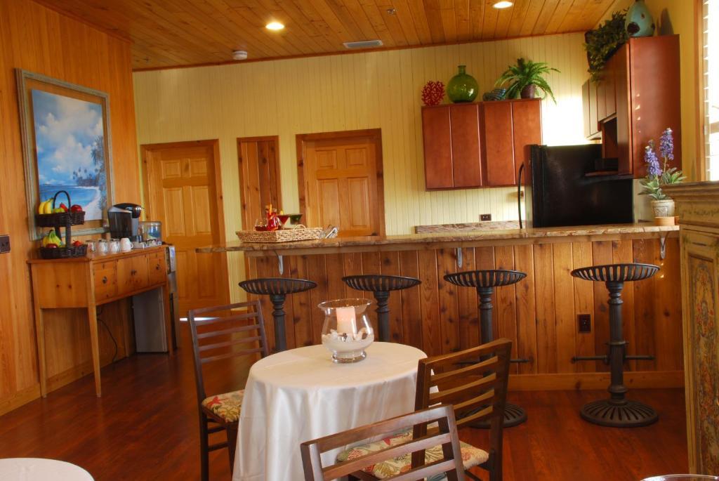 Jensen Beach Inn Bagian luar foto